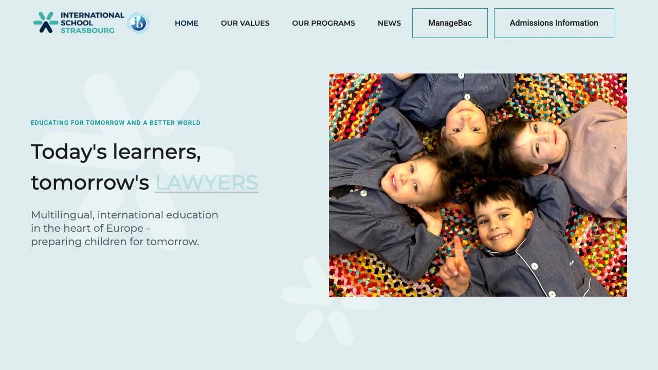 International School of Strasbourg homepage with programs and admissions navigation